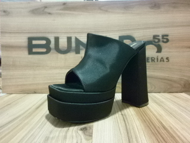 Sandalias con Tacón Michells Dama Color Negro 1551
