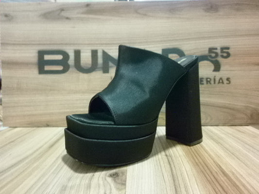 Sandalias con Tacón Michells Dama Color Negro 1551
