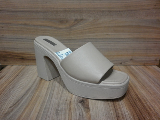 Sandalias con Tacón EFE Dama Color Beige 238801B